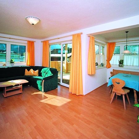 Anton'S Appartements Oetz Room photo