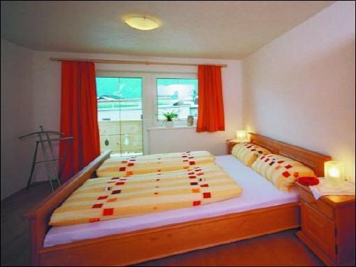 Anton'S Appartements Oetz Room photo