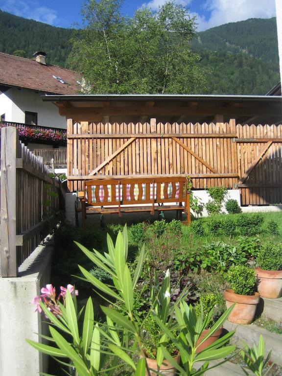 Anton'S Appartements Oetz Exterior photo